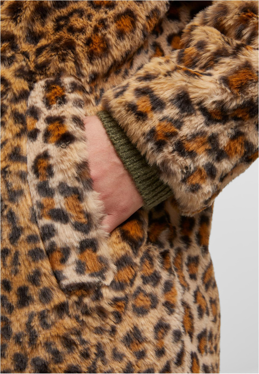 Ladies Oversized Faux Fur Leo Coat