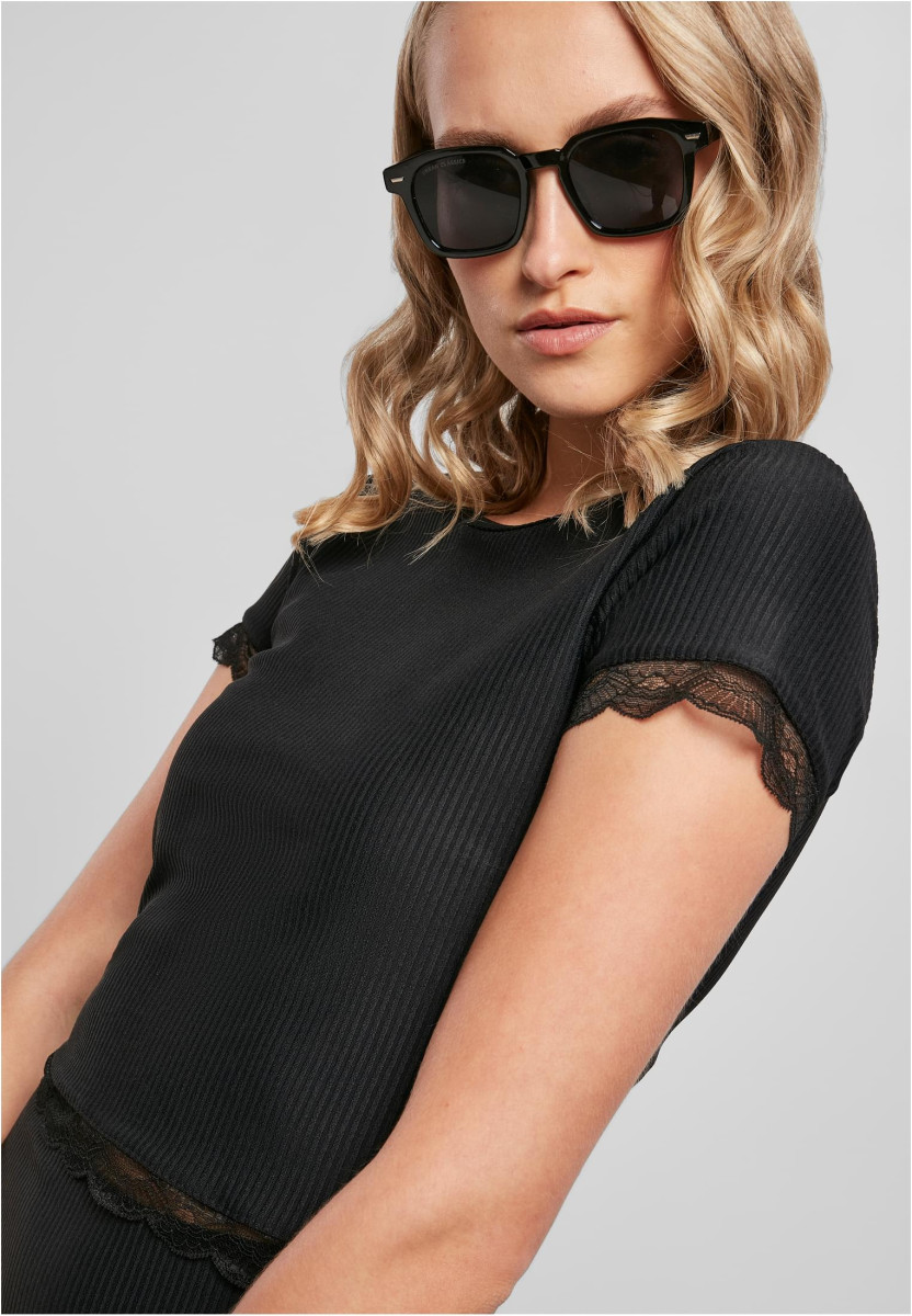 Ladies Cropped Lace Hem Tee