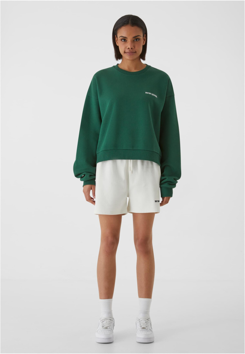 W-Essential Short