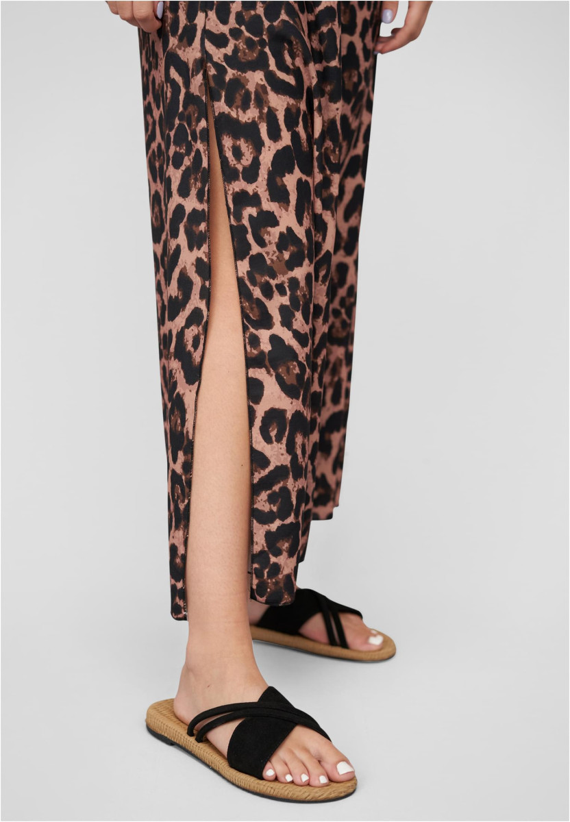 Maxi Skirt with side slit and leo print
