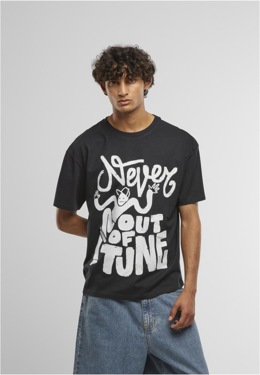 Never Out Of Tune Oversize Tee