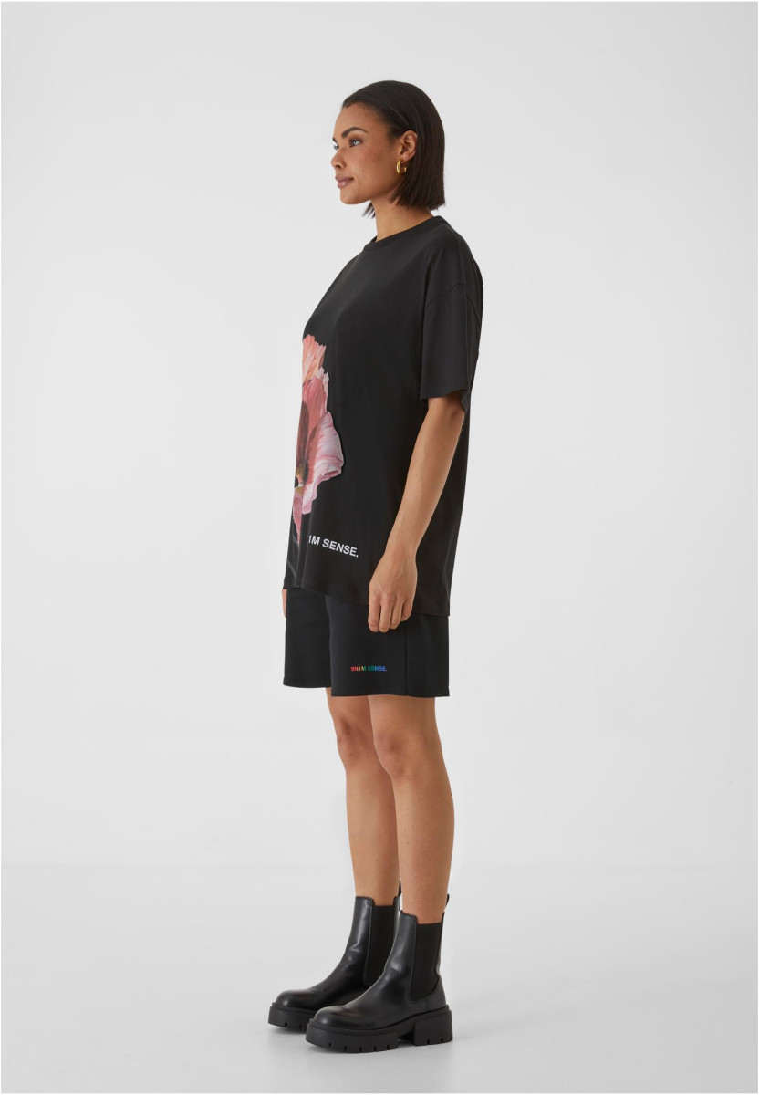 W-Flower 2 T-Shirt