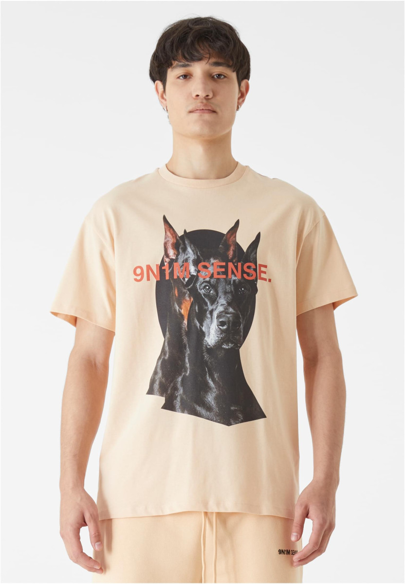 W-Doberman 2 T-Shirt