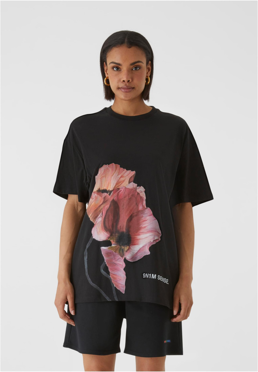 W-Flower 2 T-Shirt