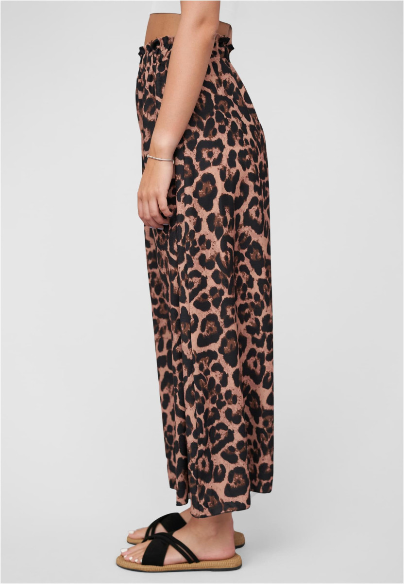 Maxi Skirt with side slit and leo print