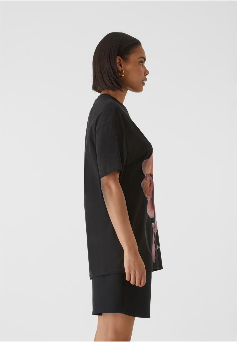 W-Flower 2 T-Shirt